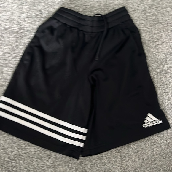 Adidas shorts bundle - Picture 5 of 7